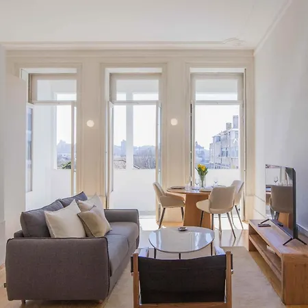 Modern Charming Loft With Balcony In By Lisbeyond 公寓 *