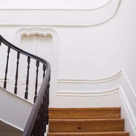 Apartament Modern Charming Loft With Balcony In By Lisbeyond Porto