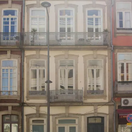 Modern Charming Loft With Balcony In By Lisbeyond Apartament