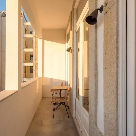 Modern Charming Loft With Balcony In By Lisbeyond * Porto