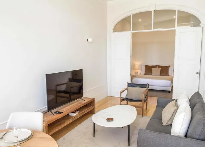 Lejlighed Modern Charming Loft With Balcony In By Lisbeyond Porto