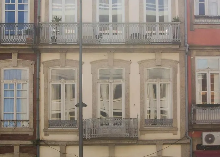 Modern Charming Loft With Balcony In By Lisbeyond Appartamento