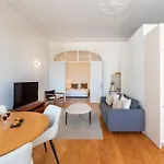 Modern Charming Loft With Balcony In By Lisbeyond * Porto